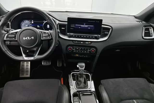 Kia XCeed (2024) thumbnail 4