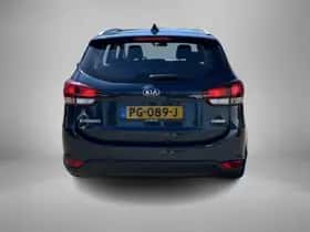 Kia Carens (2017) thumbnail 6