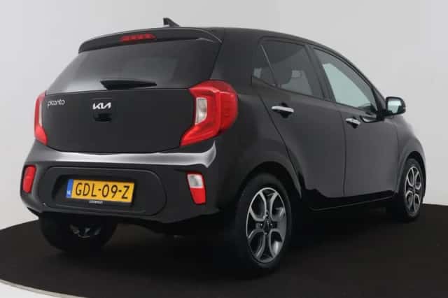 Kia Picanto (2024) thumbnail 3