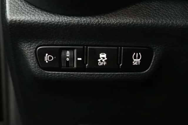 Kia Picanto (2024) thumbnail 6