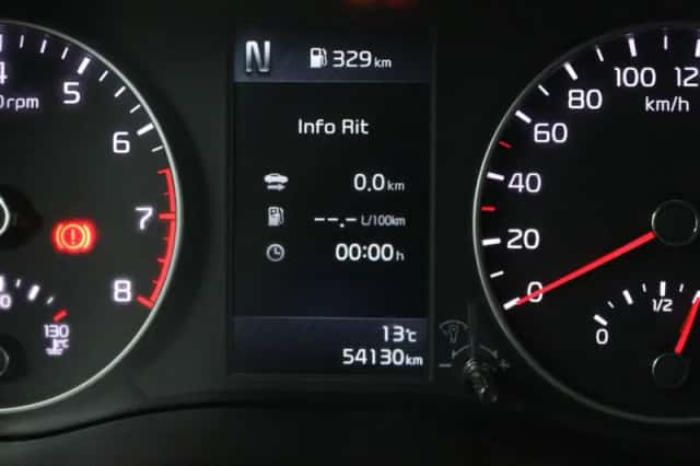 Kia Picanto (2024) thumbnail 6