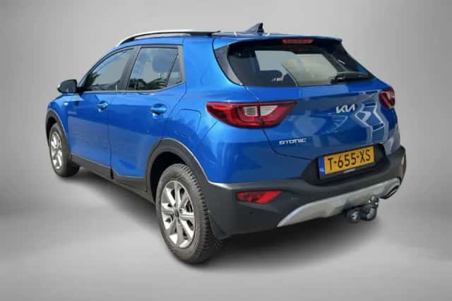 Kia Stonic (2023) thumbnail 4