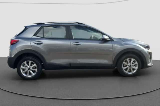 Kia Stonic (2025) thumbnail 4