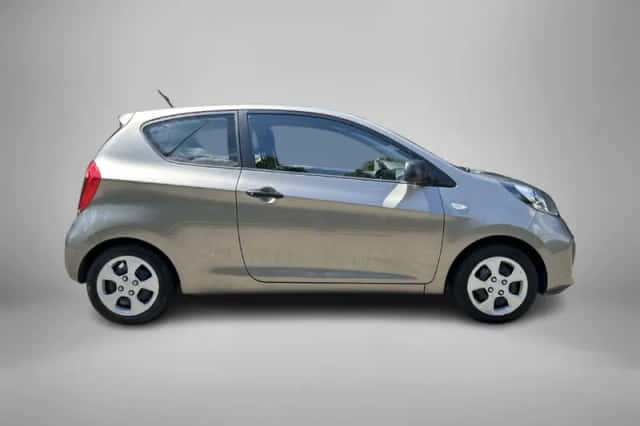 Kia Picanto (2014) thumbnail 3