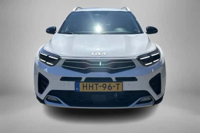 Kia Stonic (2025) thumbnail 5