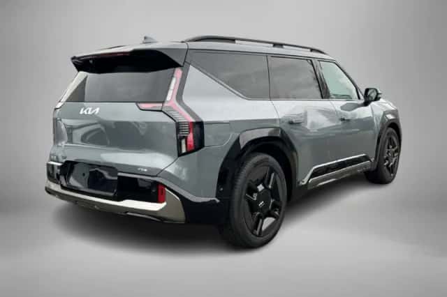 Kia EV9 (2025) thumbnail 2