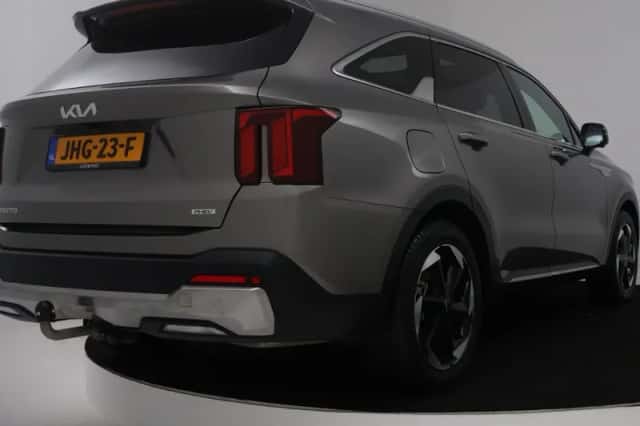 Kia Sorento (2025) thumbnail 2
