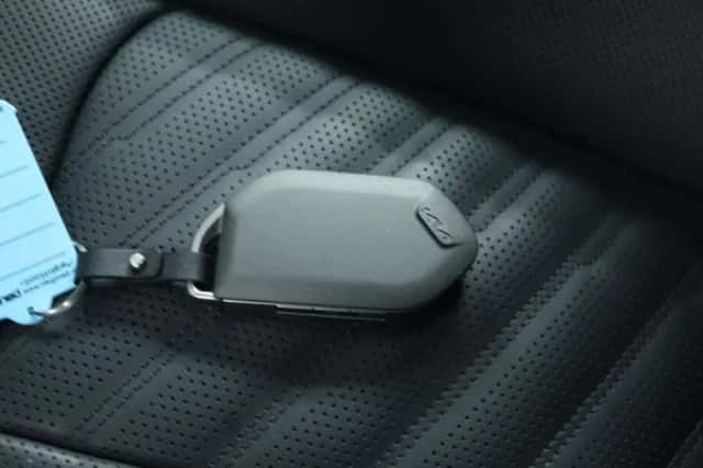 Kia Sorento (2025) thumbnail 5