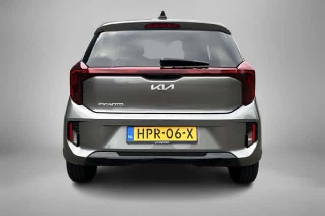 Kia Picanto (2025) thumbnail 6