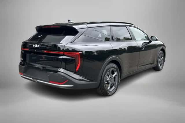 Kia K4 (2026) thumbnail 2