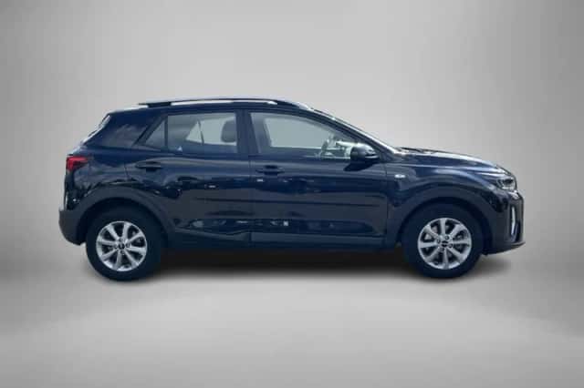 Kia Stonic (2025) thumbnail 3