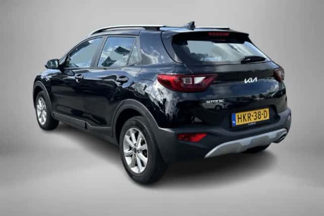 Kia Stonic (2025) thumbnail 4