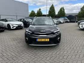 Kia Stonic (2025) thumbnail 5