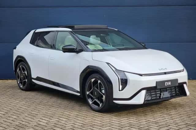 Kia EV4 (2026) thumbnail 3