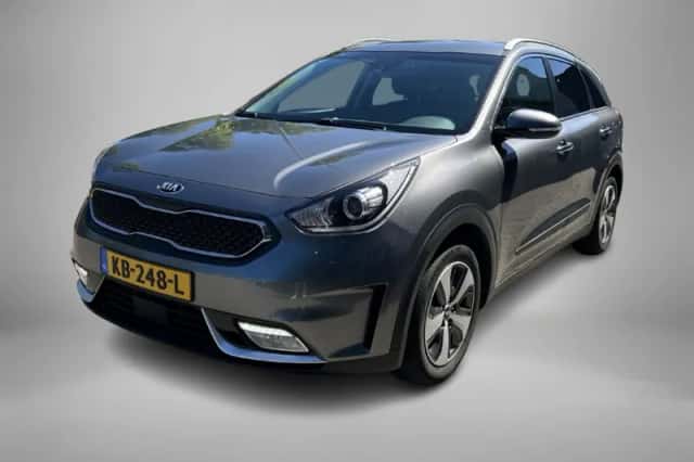 Kia Niro (2016) thumbnail 1