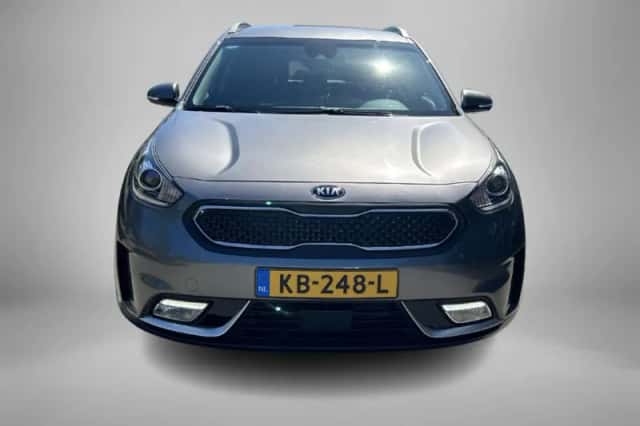 Kia Niro (2016) thumbnail 5