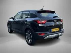 Kia Stonic (2018) thumbnail 4