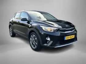 Kia Stonic (2018) thumbnail 7