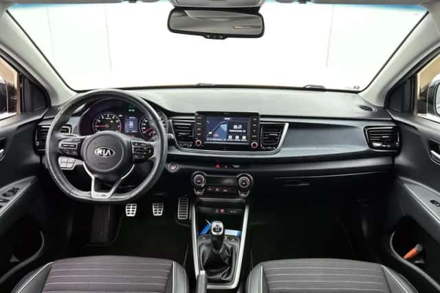 Kia Rio (2019) thumbnail 4