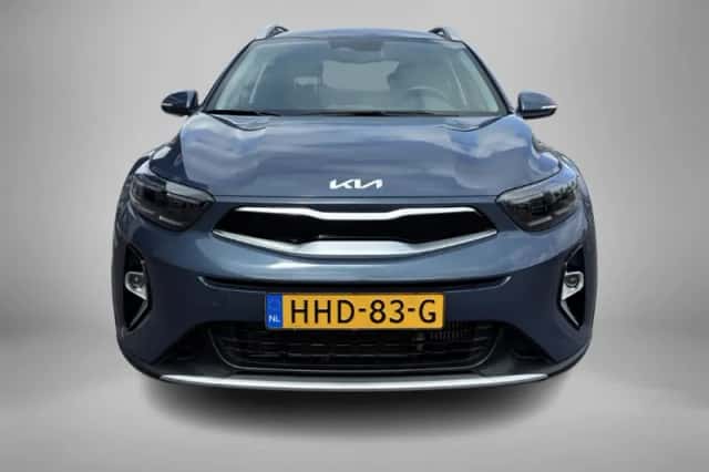 Kia Stonic (2025) thumbnail 2
