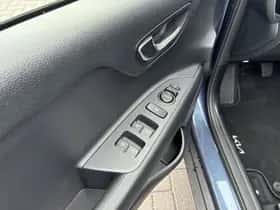 Kia Stonic (2025) thumbnail 12