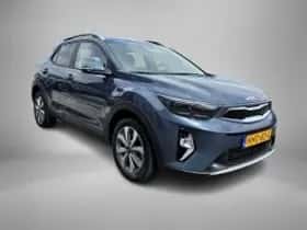 Kia Stonic (2025) thumbnail 4