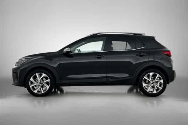 Kia Stonic (2024) thumbnail 3