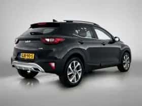 Kia Stonic (2024) thumbnail 3