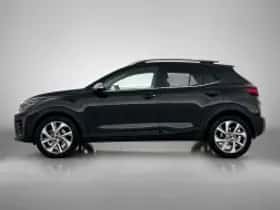Kia Stonic (2024) thumbnail 4