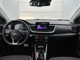 Kia Stonic (2024) thumbnail 5