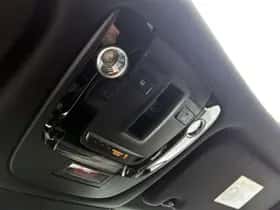 Kia Sorento (2021) thumbnail 32
