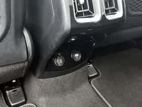 Kia Sorento (2021) thumbnail 43