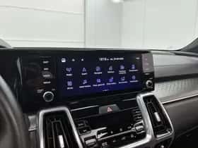 Kia Sorento (2021) thumbnail 8
