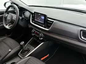 Kia Stonic (2025) thumbnail 6
