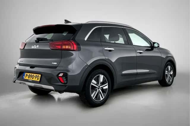 Kia Niro (2022) thumbnail 2
