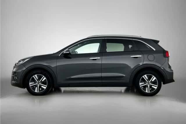 Kia Niro (2022) thumbnail 3