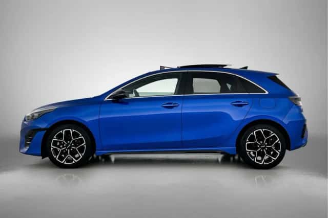 Kia Ceed (2025) thumbnail 3