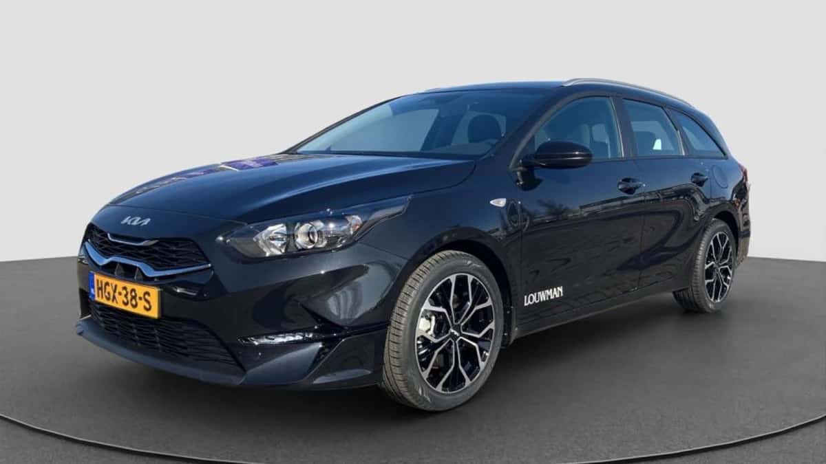 Kia Ceed_Sportswagon (2025) — foto 1