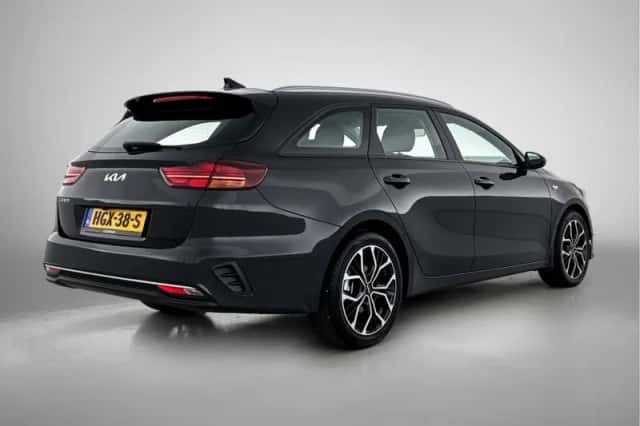 Kia Ceed Sportswagon (2025) thumbnail 2