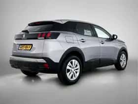Peugeot 3008 (2019) thumbnail 2