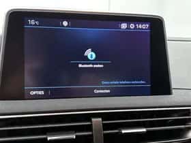Peugeot 3008 (2019) thumbnail 25