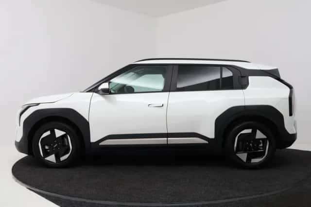 Kia EV3 (2025) thumbnail 3