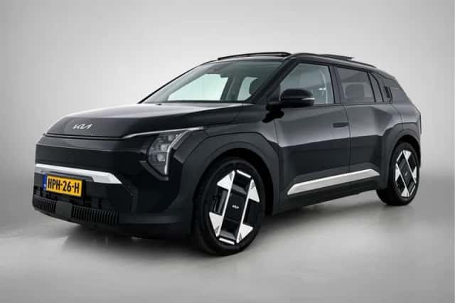 Kia EV3 (2025) thumbnail 1
