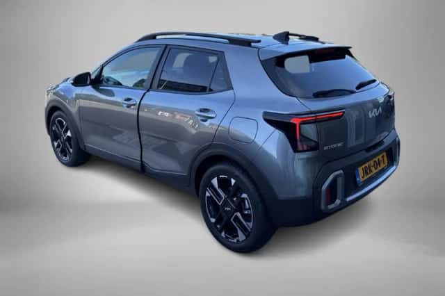 Kia Stonic (2025) thumbnail 4