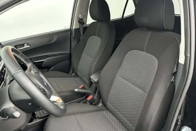 Kia Picanto (2025) thumbnail 4