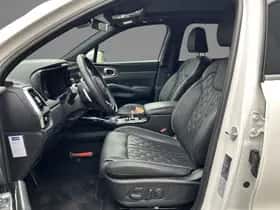Kia Sorento (2023) thumbnail 12