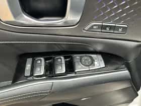 Kia Sorento (2023) thumbnail 23