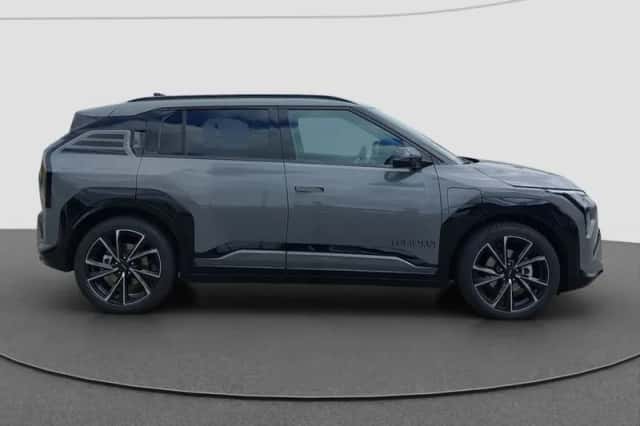 Kia EV3 (2025) thumbnail 3