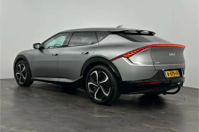 Kia EV6 (2022) thumbnail 4