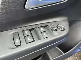 Opel Corsa (2022) thumbnail 10